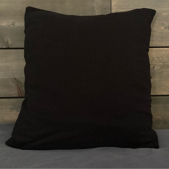 Selena Gomez upcycle t-shirt pillow handmade - Picture 3 of 3